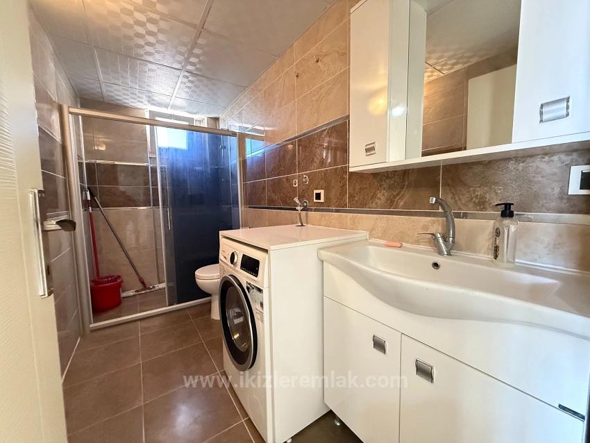 Gümüldür Merkezde Satılık 3 + 1 Deniz Ve Doğa Manzarali Yeni Daire