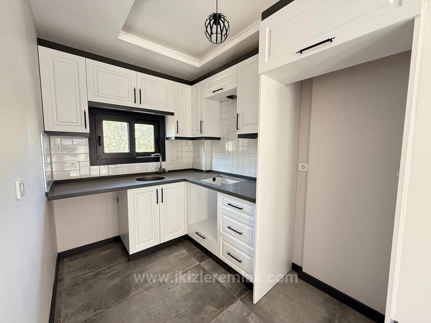 Seferihisar Doğanbey Merkezde Satılık 2 + 1 Sıfır Dubleks Yazlık