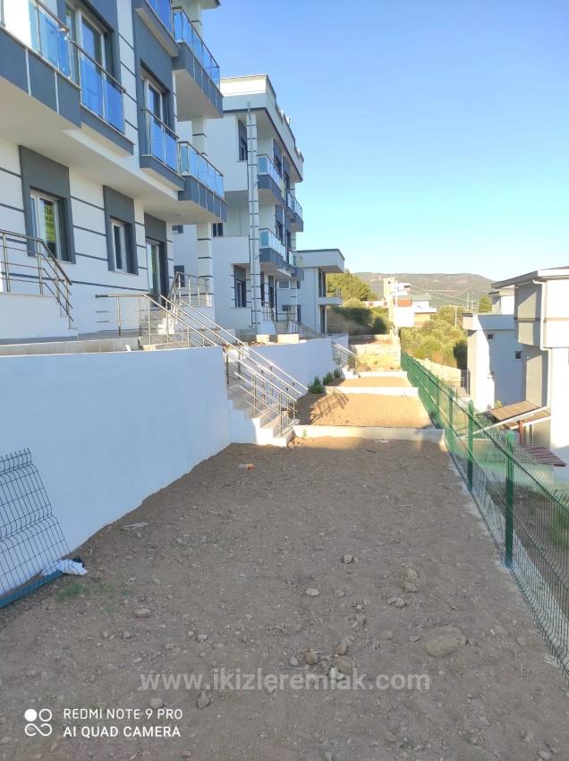 Doğanbey'de Full Deniz Manzaralı Doğa İçin'de Satılık 4+2 Müstakil Yazlık