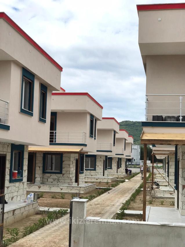 Seferihisar Doğanbey'de Satılık 3+1 Sıfır Müstakil 3+1 Villa