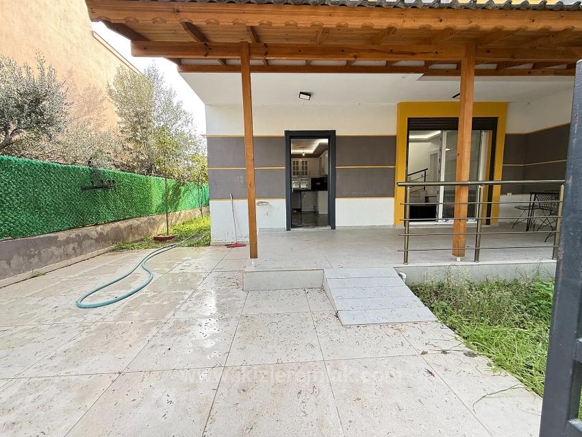 Seferihisar Doğanbey’de Satılık 3 + 1 Sıfır Geniş Bahçeli Villa Yazlık