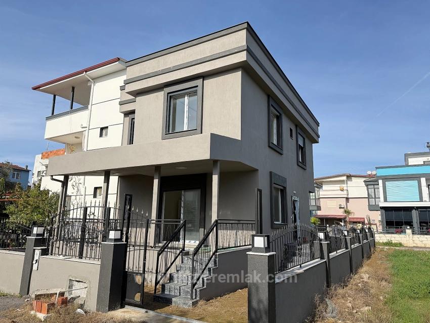 Seferihisar Doğanbey’de Satılık Tek Müstakil Bahçeli Sıfır 3+1 Villa