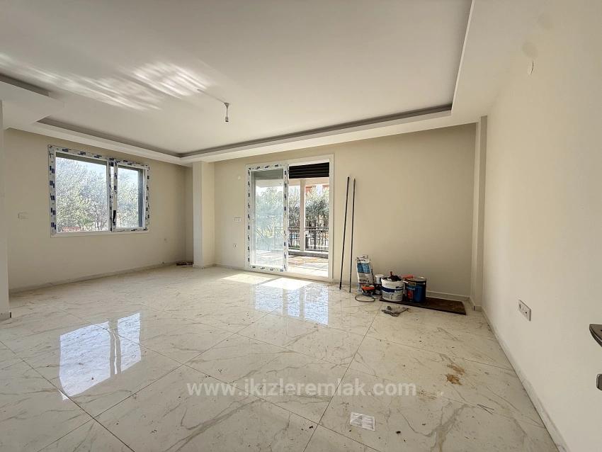 Seferihisar Doğanbey’de Satılık Tek Müstakil Bahçeli Sıfır 3+1 Villa