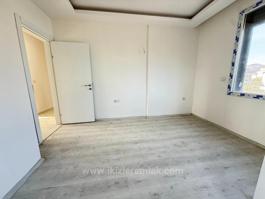 Seferihisar Doğanbey’de Satılık Tek Müstakil Bahçeli Sıfır 3+1 Villa