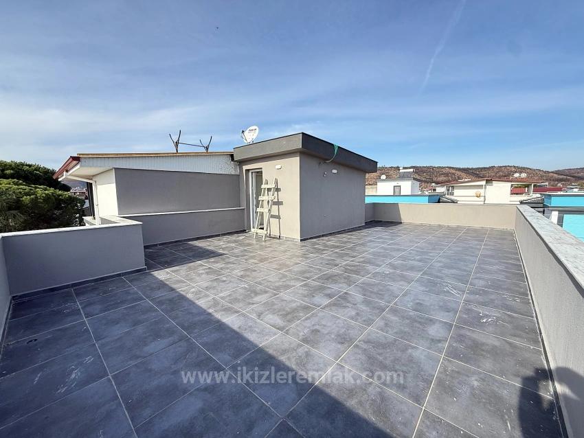 Seferihisar Doğanbey’de Satılık Tek Müstakil Bahçeli Sıfır 3+1 Villa