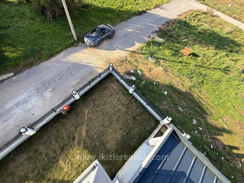 Seferihisar Doğanbey'de Satılık 3+1 Sıfır Bahçeli Dublex Villa