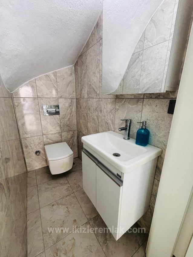 Seferihisar Doğanbey Merkezde Satılık 3 + 1 Dublex Villa