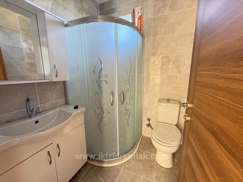 Seferihisar Doğanbey’de Satılık Tek Müstakil Geniş Bahçeli 3 + 1 Villa