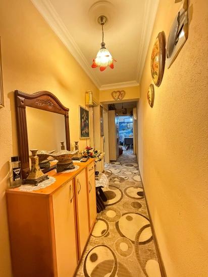 Seferihisar Ürkmez Merkez'de Satılık 2+1 Daire 80M2 Denize 200M