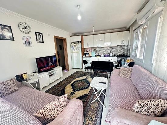 Seferihisar Ürkmez Merkez'de Satılık 2+1 Daire 80M2 Denize 200M