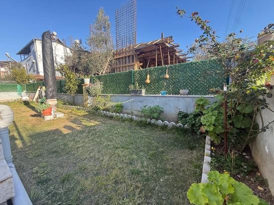 Doğanbey'de Denize Yakın Satılık Bahceli 3+1 Villa
