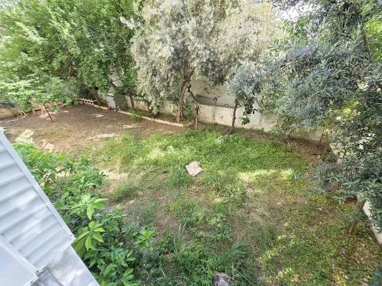 Satılık - Müstakil Bahçeli Daire - Gümüldür'de - Denize 200 Mt