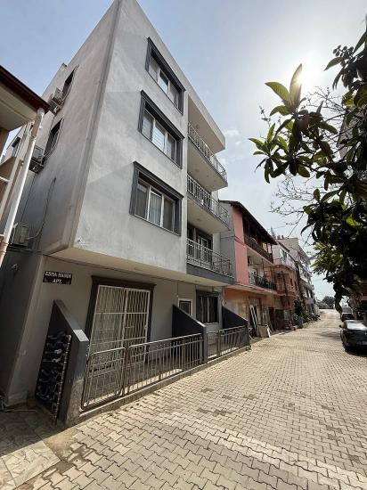 Seferihisar Ürkmez Merkez’de Satılık Ara Kat 2 + 1 Daire