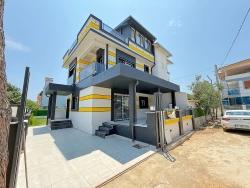 Seferihisar Doğanbey'de Satılık 3+1 Müstakil Sıfır Bahçeli Villa