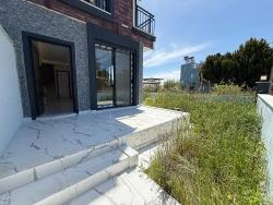 Seferihisar Doğanbey’de Satılık 2 + 1 Sıfır Geniş Bahçeli Deniz Manzaralı Dubleks Yazlık