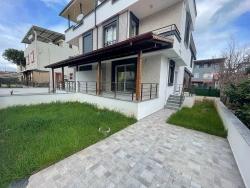 Seferihisar Doğanbey Cumhuriyet Mah. Satılık 3+1 Villa - 175 m²