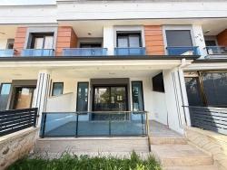 Seferihisar Doğanbey’de Satılık Sıfır 3+1 Dubleks Villa Yazlık