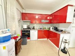 Seferihisar Doğanbey Cumhuriyet Mah. Satılık 5+1 Müstakil Ev - 200 m²